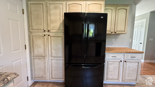Photo 5 for MLS #2110688 at 263 W 300 North