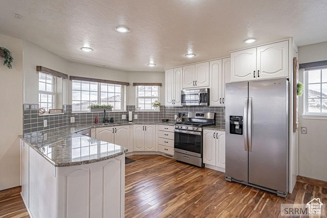 Photo 10 for MLS #2110690 at 1000 E Butte Rd