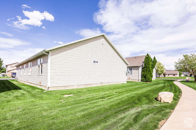 Photo 31 for MLS #2110696 at 3187 W 525 North