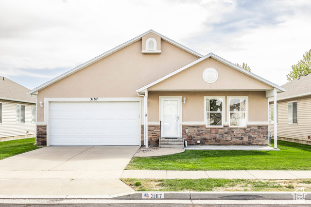 Photo 34 for MLS #2110696 at 3187 W 525 North
