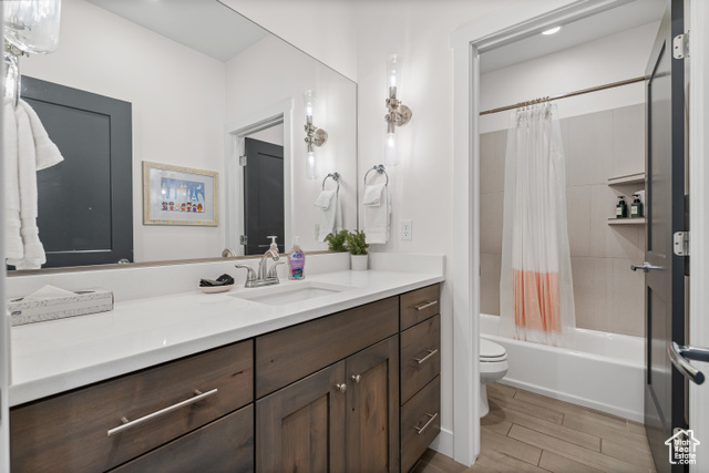 Photo 18 for MLS #2110702 at 501 E Tincup Ln #31
