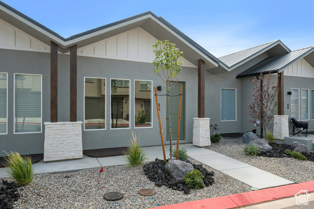 Photo 2 for MLS #2110710 at 464 W Fitness Way #45