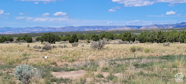Photo 12 for MLS #2110716 at 302 W Hwy 123
