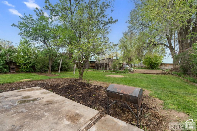 Photo 22 for MLS #2110719 at 225 W Kootenai Ave