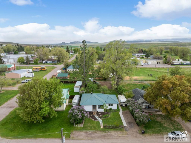 Photo 27 for MLS #2110719 at 225 W Kootenai Ave