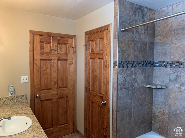 Photo 23 for MLS #2110722 at 301 N Ashland Dr