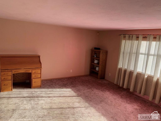 Photo 8 for MLS #2110722 at 301 N Ashland Dr