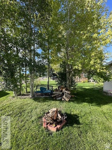 Photo 27 for MLS #2110722 at 301 N Ashland Dr