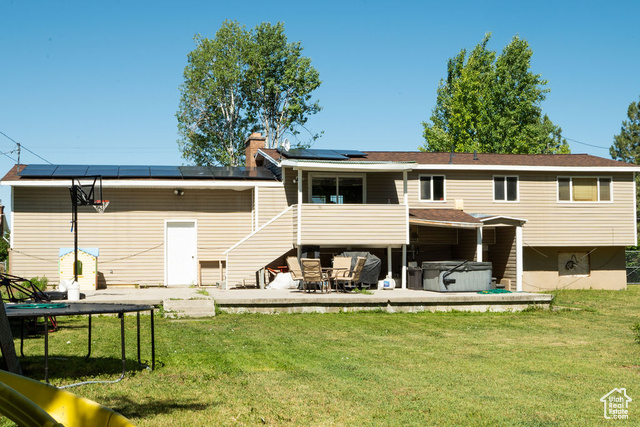Photo 3 for MLS #2110724 at 90 N Main St