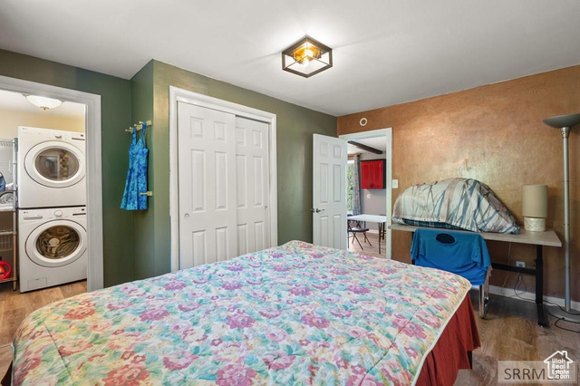 Photo 12 for MLS #2110725 at 191 E Booth
