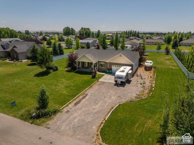 Photo 37 for MLS #2110726 at 3918 E 144 North
