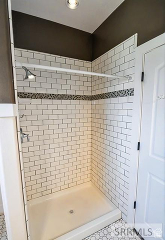 Photo 34 for MLS #2110726 at 3918 E 144 North