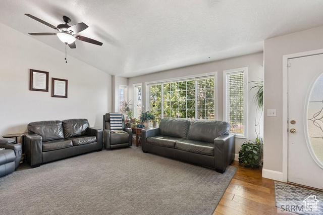 Photo 9 for MLS #2110734 at 4406 E 100 North