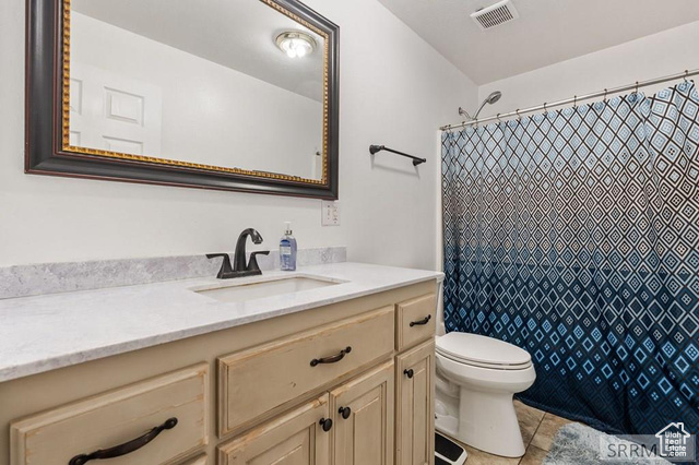 Photo 13 for MLS #2110734 at 4406 E 100 North