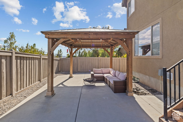 Photo 41 for MLS #2110735 at 2659 W Shady Hollow Ln