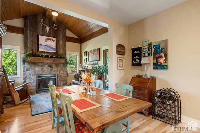 Photo 16 for MLS #2110749 at 6289 N Fox Meadow Dr