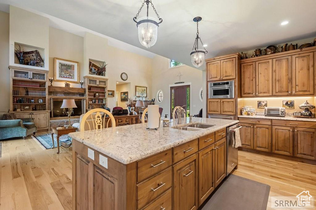 Photo 10 for MLS #2110749 at 6289 N Fox Meadow Dr