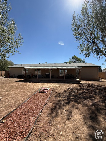 Photo 30 for MLS #2110750 at 723 E Rose Ln