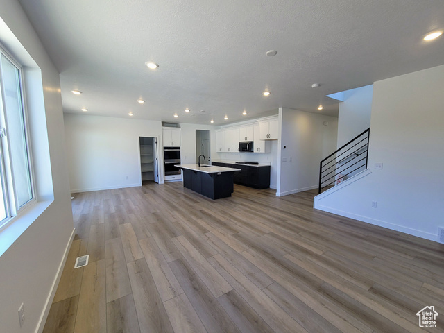 Photo 17 for MLS #2110753 at 738 N Plainsman Dr #107