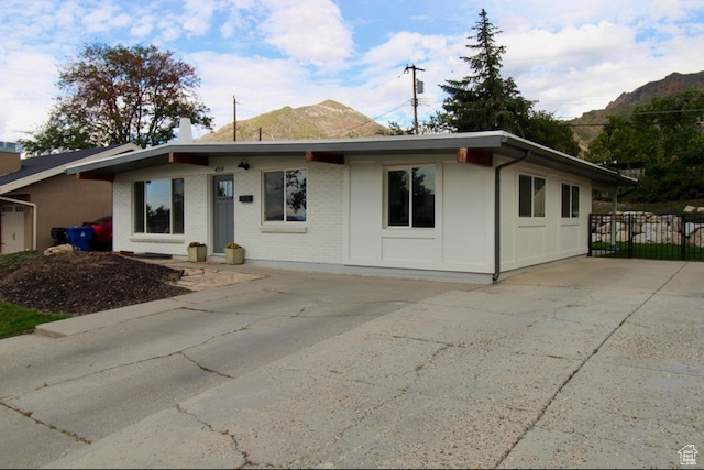 Photo 4 for MLS #2110757 at 4159 S Monarch
