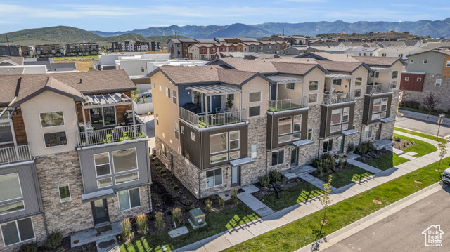 MLS #2110770 - 1386 Village Green Trl