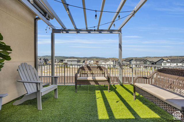 Photo 17 for MLS #2110770 at 1386 Village Green Trl