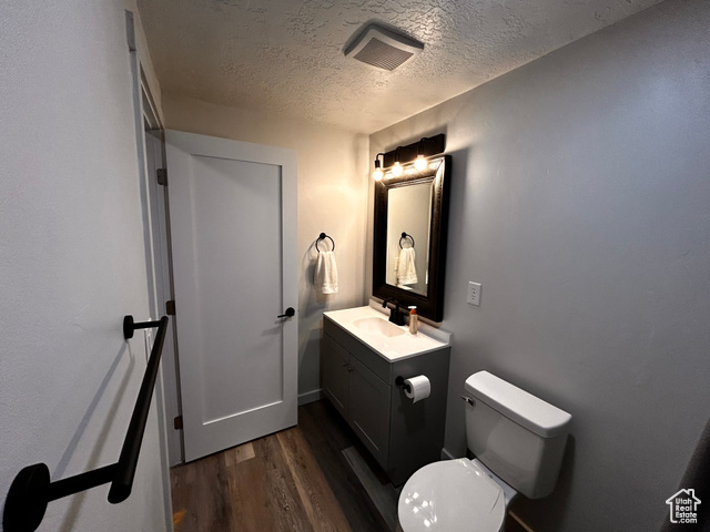 Photo 48 for MLS #2110782 at 1373 S Raintree Ln