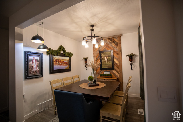 Photo 7 for MLS #2110782 at 1373 S Raintree Ln