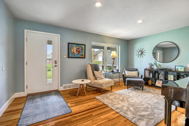 Photo 15 for MLS #2110788 at 2752 E Wardway Dr