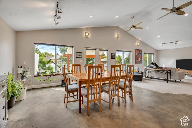 Photo 19 for MLS #2110788 at 2752 E Wardway Dr
