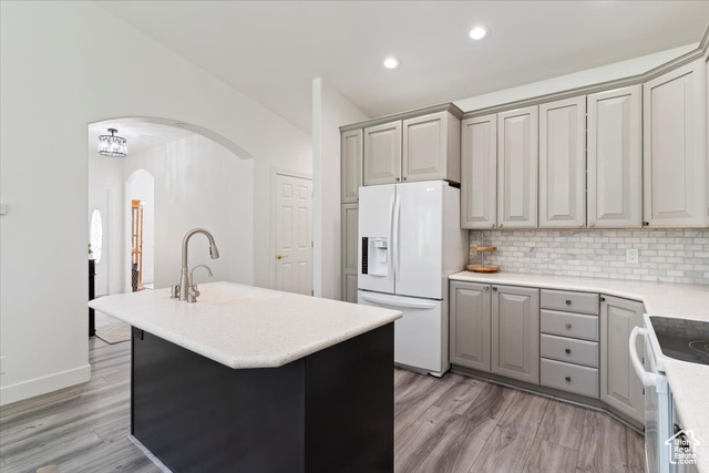 Photo 13 for MLS #2110793 at 212 Roseanne Cir