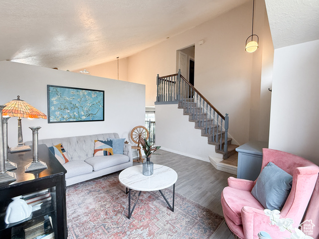 Photo 3 for MLS #2110806 at 19 W 1900 South