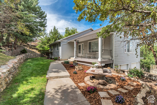 Photo 2 for MLS #2110808 at 2484 Oakridge Dr