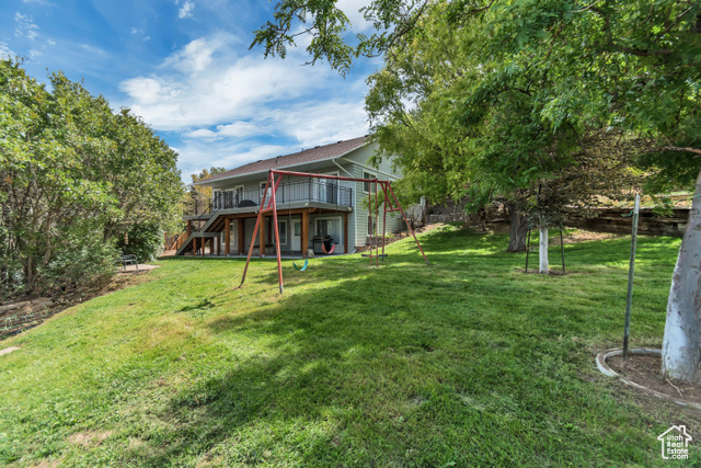 Photo 8 for MLS #2110808 at 2484 Oakridge Dr