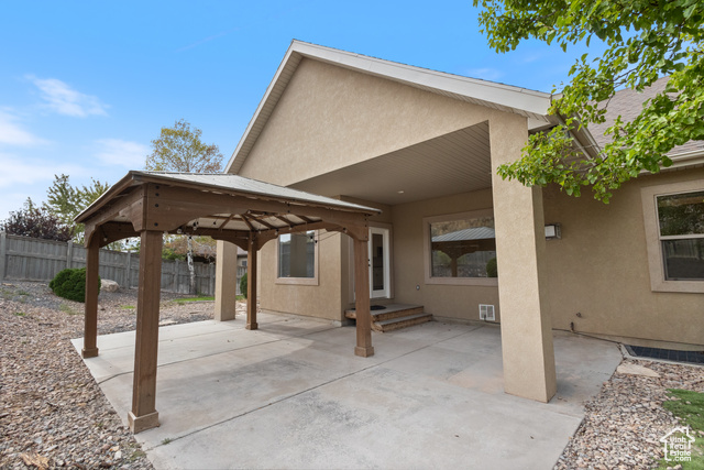 Photo 39 for MLS #2110818 at 9226 N Mount Airey Dr