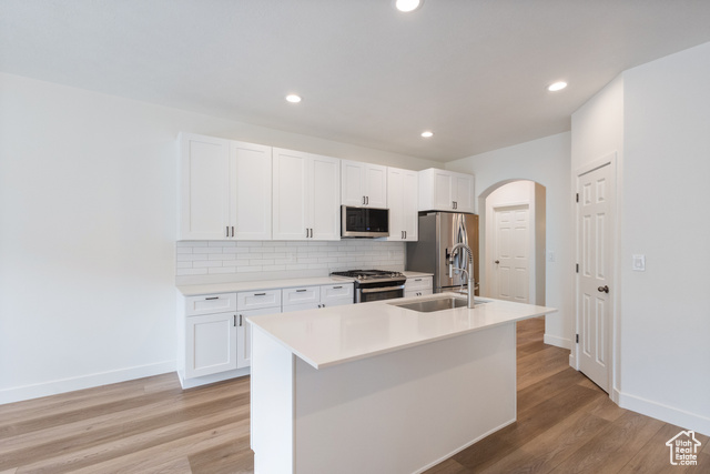 Photo 5 for MLS #2110818 at 9226 N Mount Airey Dr