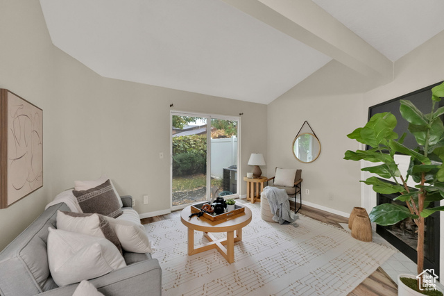 Photo 8 for MLS #2110828 at 426 N Orchard Dr #5