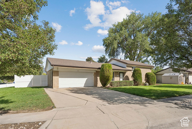 Photo 26 for MLS #2110831 at 5689 S Spacerama Dr