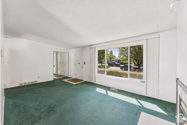 Photo 9 for MLS #2110831 at 5689 S Spacerama Dr