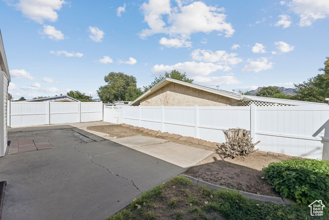 Photo 22 for MLS #2110831 at 5689 S Spacerama Dr