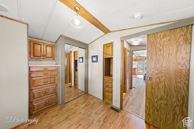 Photo 12 for MLS #2110834 at 4 Scenic Cir #4