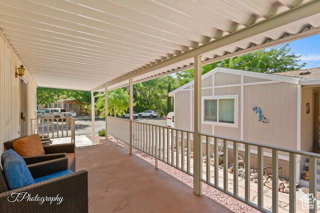 Photo 2 for MLS #2110834 at 4 Scenic Cir #4