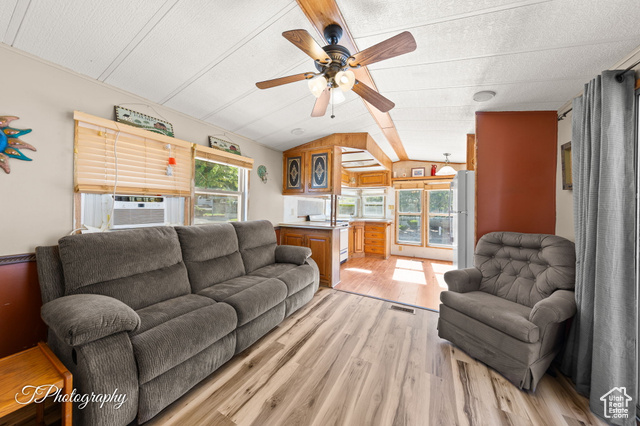 Photo 5 for MLS #2110834 at 4 Scenic Cir #4