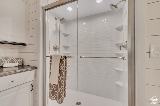 Photo 17 for MLS #2110837 at 812 S Saratoga Dr