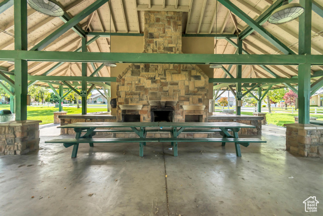 Photo 45 for MLS #2110837 at 812 S Saratoga Dr