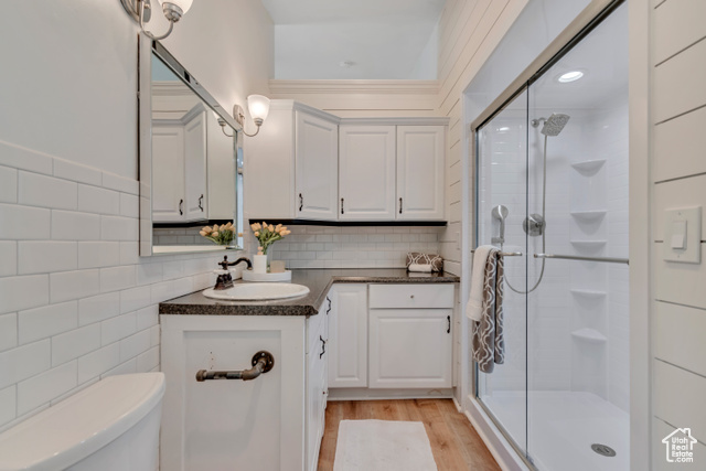 Photo 16 for MLS #2110837 at 812 S Saratoga Dr