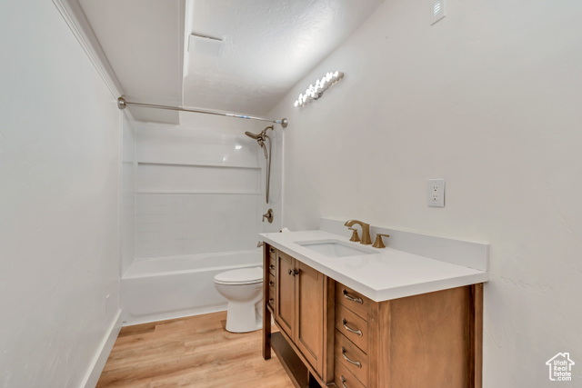 Photo 30 for MLS #2110837 at 812 S Saratoga Dr