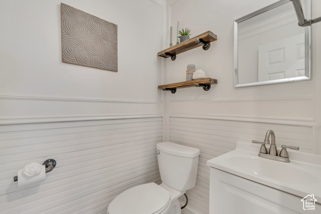 Photo 19 for MLS #2110837 at 812 S Saratoga Dr