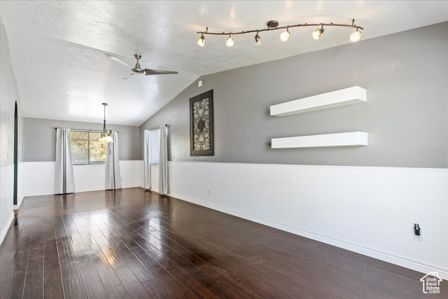 Photo 7 for MLS #2110841 at 4719 W 650 North