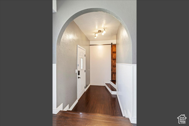 Photo 5 for MLS #2110841 at 4719 W 650 North